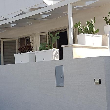 Open Space Studio Flat Torre dell'Orso Exterior foto